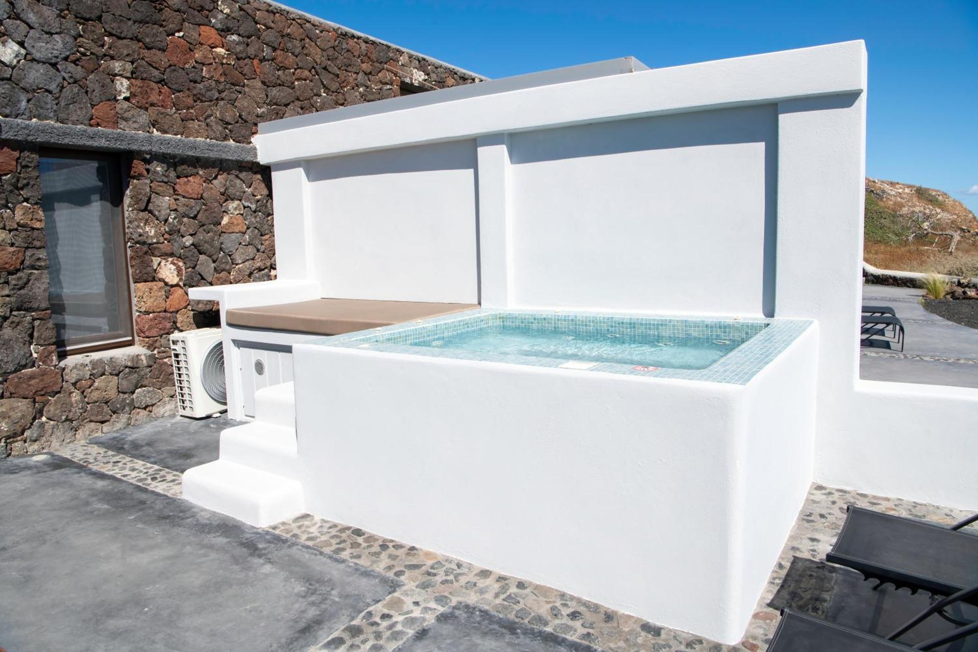 Luxe Efis Sea View 4 & 4 Prive Jacuzzi